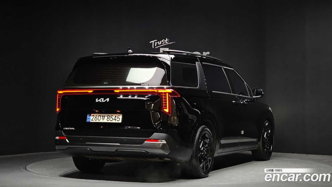 Kia Canival 2025