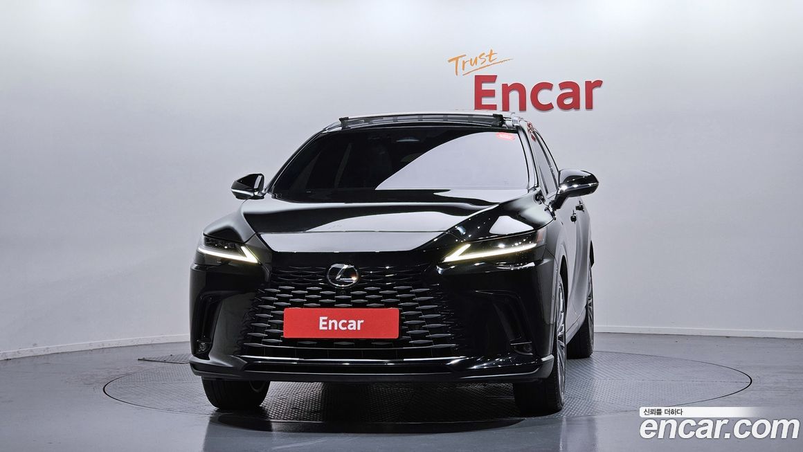 Lexus RX 2023