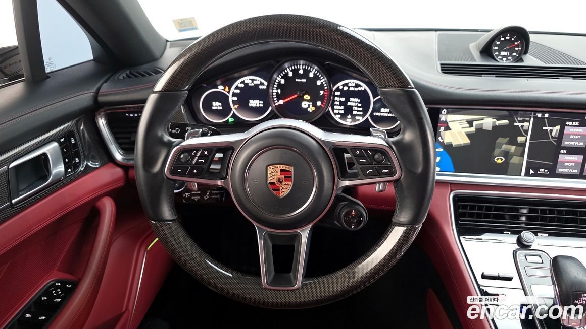 Porsche Panamera 2020