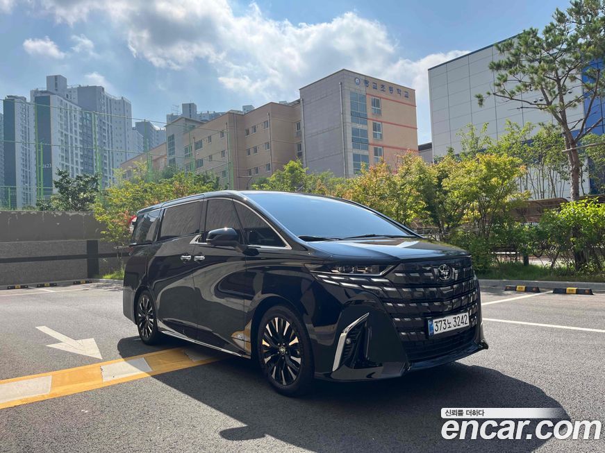 Toyota Alphard 2025