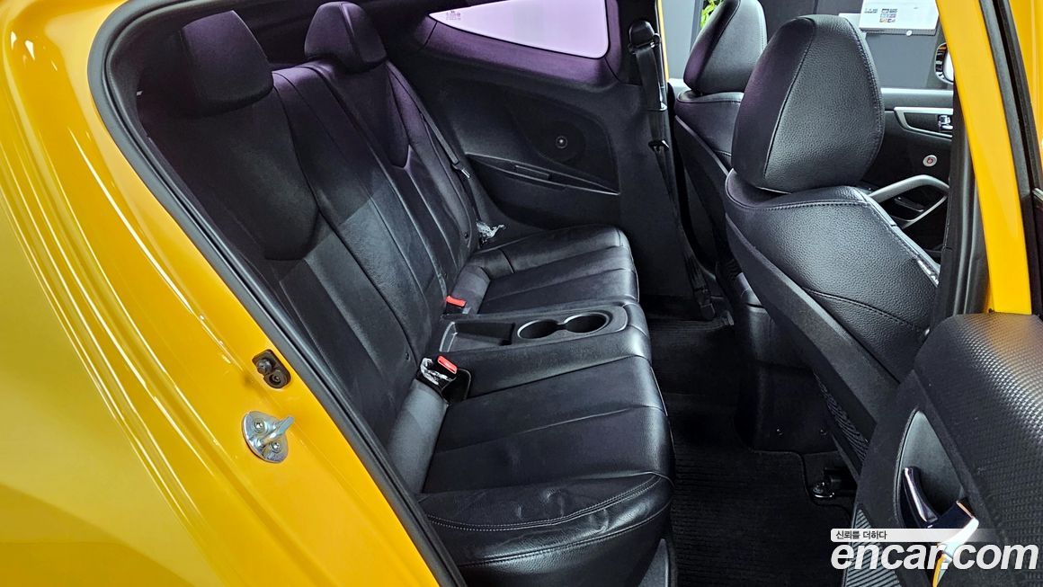 Hyundai Veloster 2014