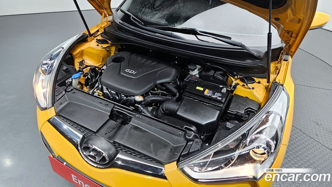 Hyundai Veloster 2014