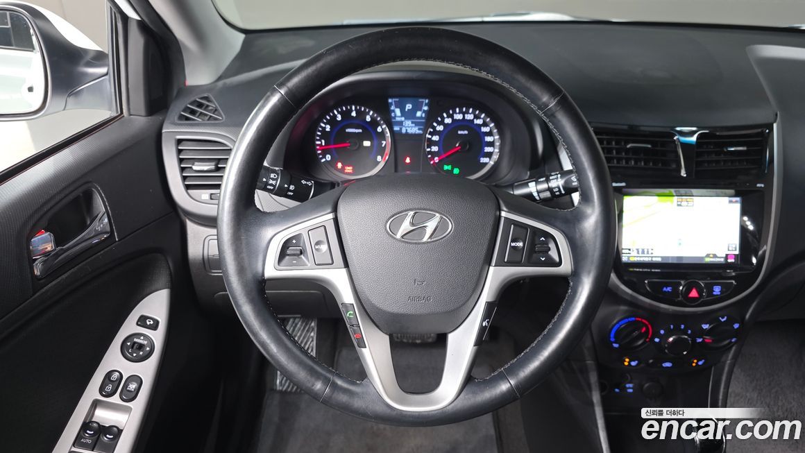 Hyundai Accent 2014