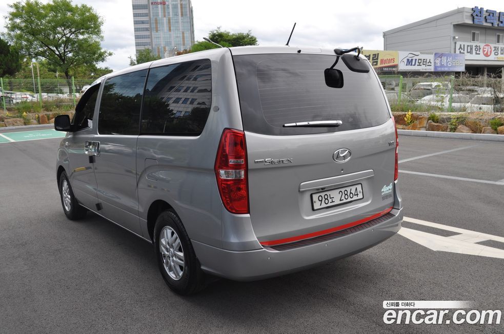 Hyundai Starex 2015