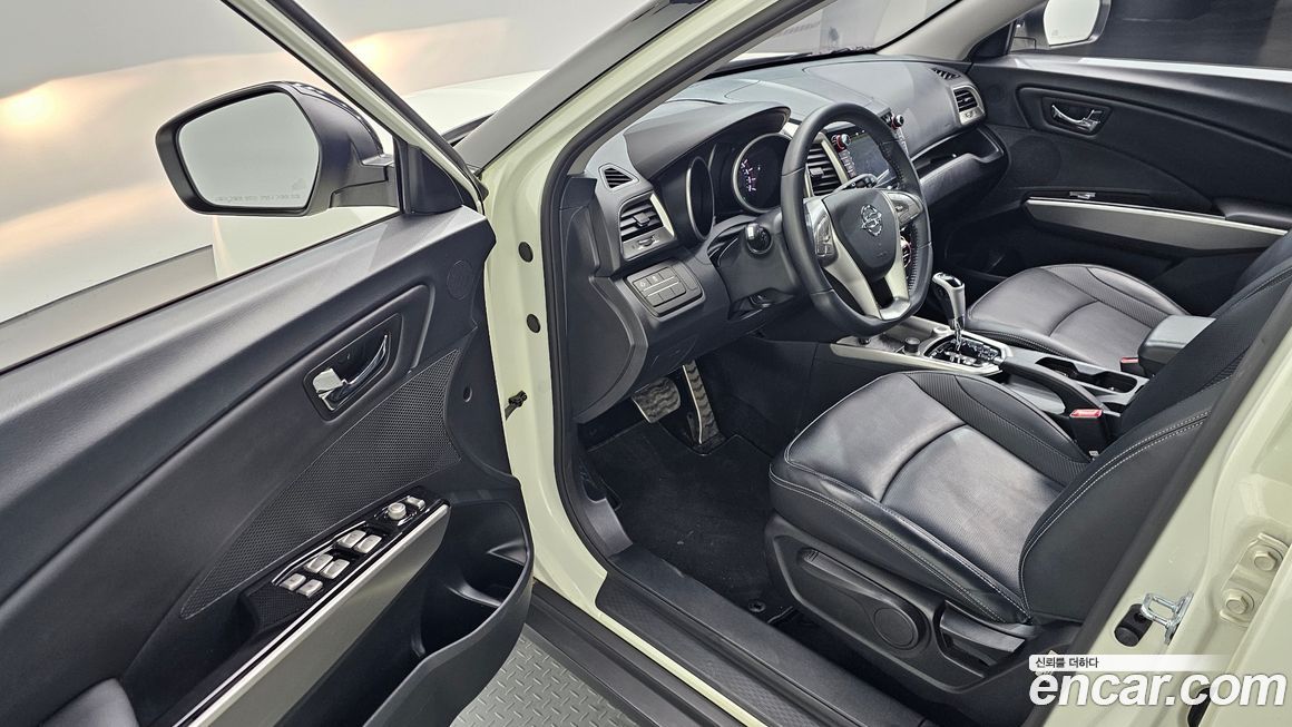 KG_Mobility_Ssangyong TIBOLI 2015