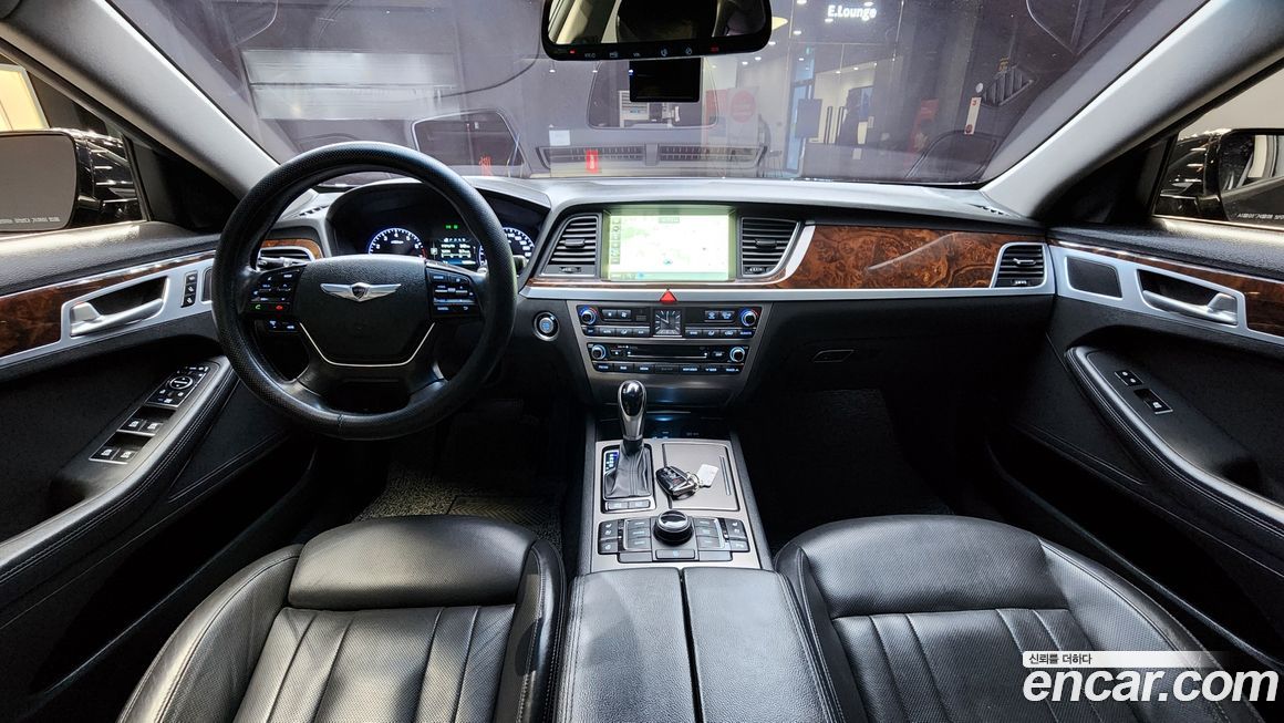 Hyundai Genesis 2014