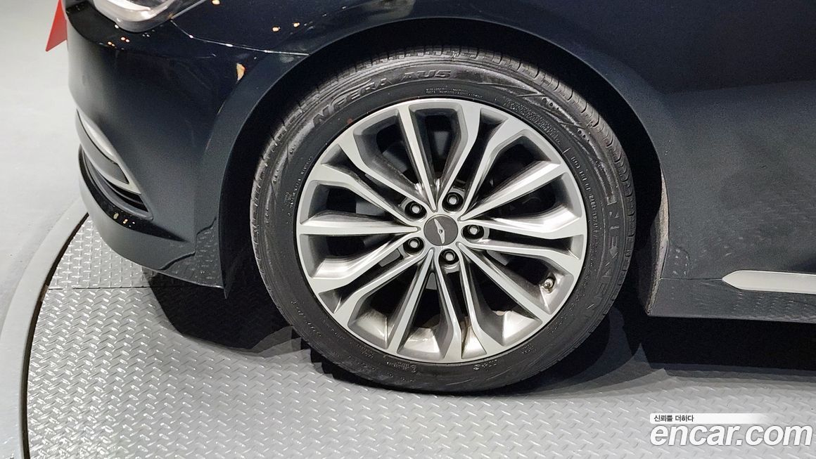 Hyundai Genesis 2014