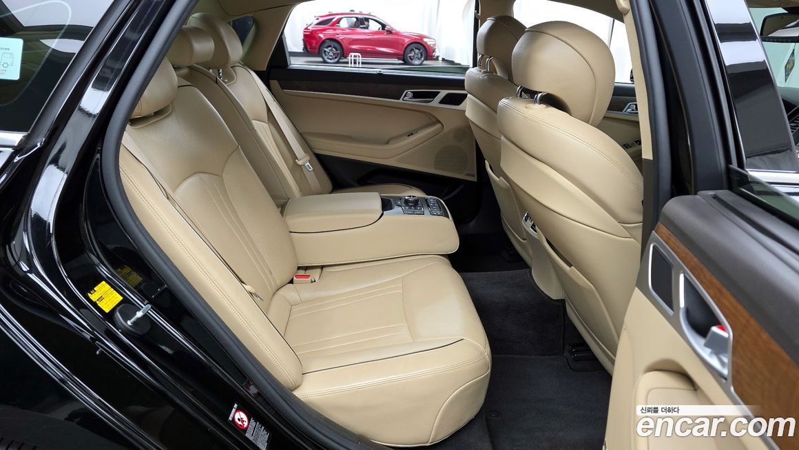 Hyundai Genesis 2016