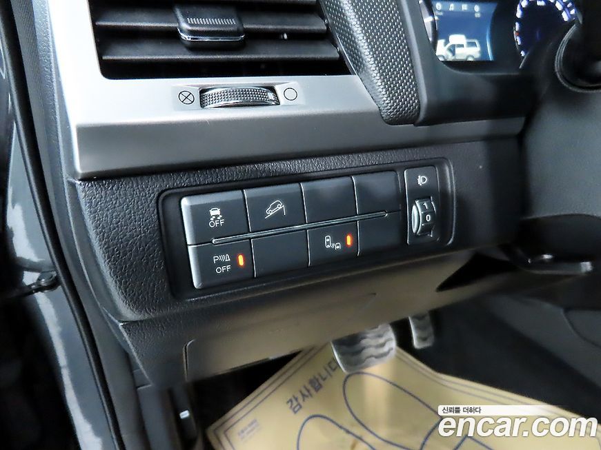 KG_Mobility_Ssangyong Rexton 2018