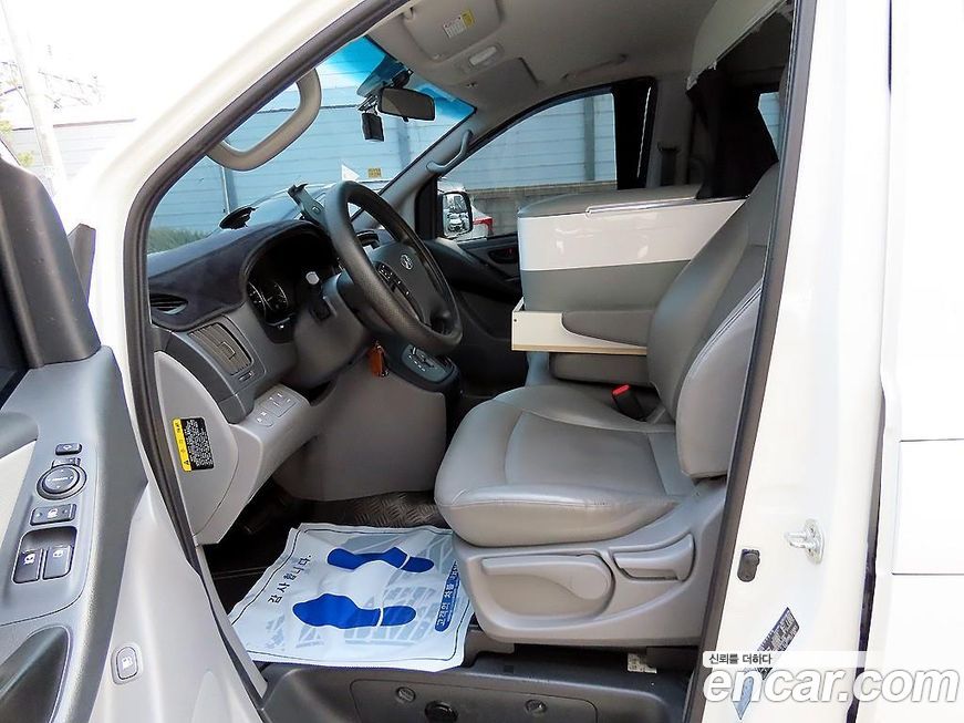 Hyundai Starex 2019