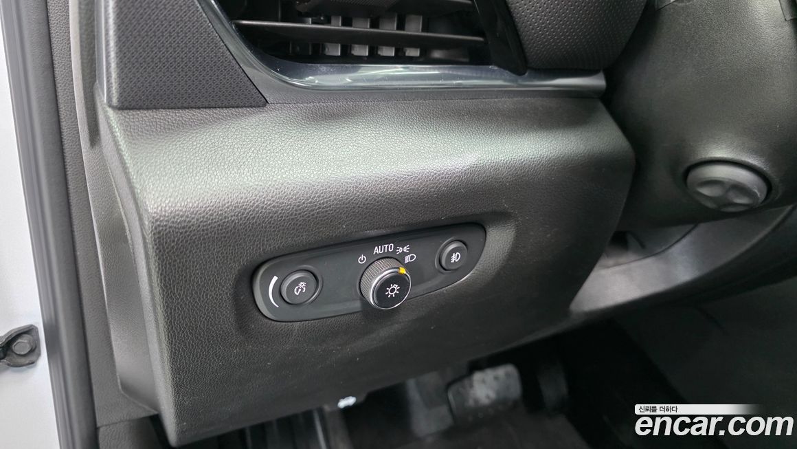 ChevroletGMDaewoo Traverse 2021