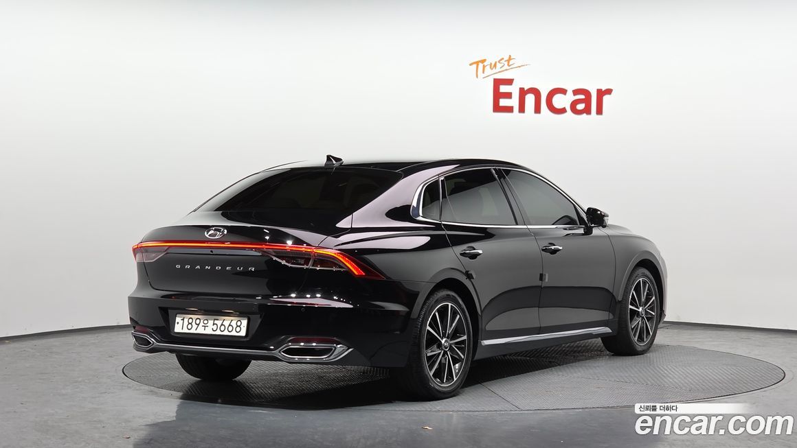 Hyundai Grandeur 2022