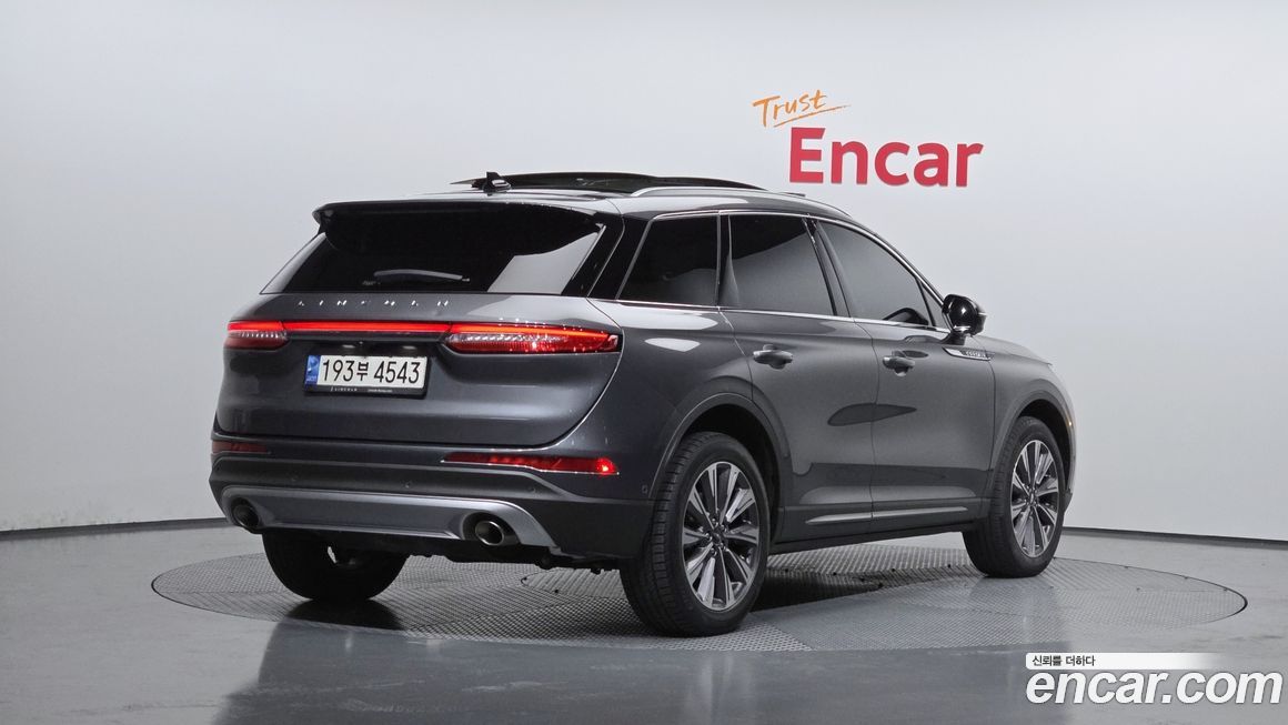 Lincoln Corsair 2021