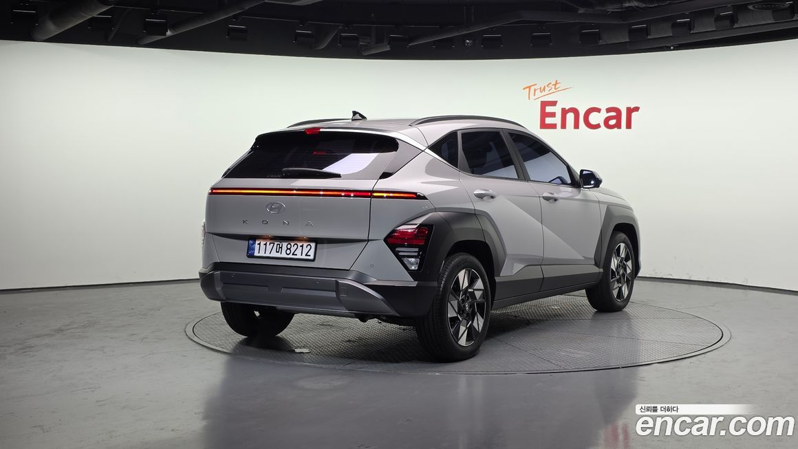 Hyundai Kona 2025