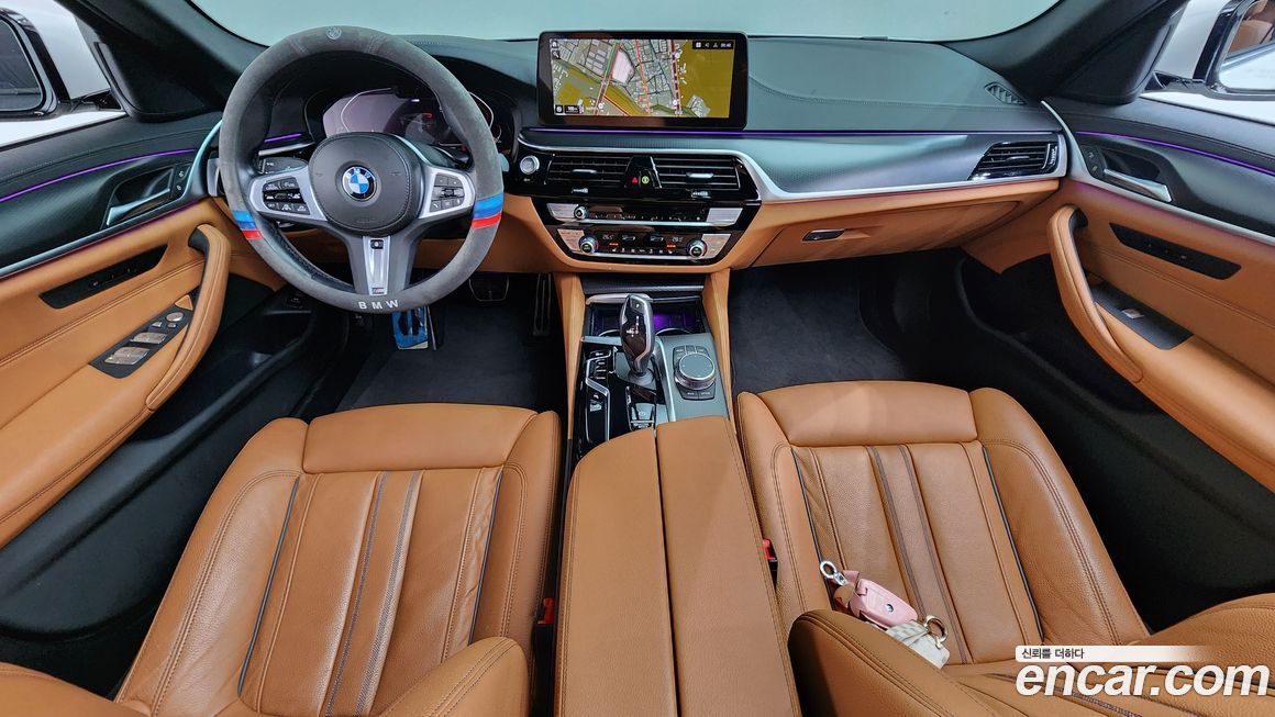 BMW 5-Series 2023