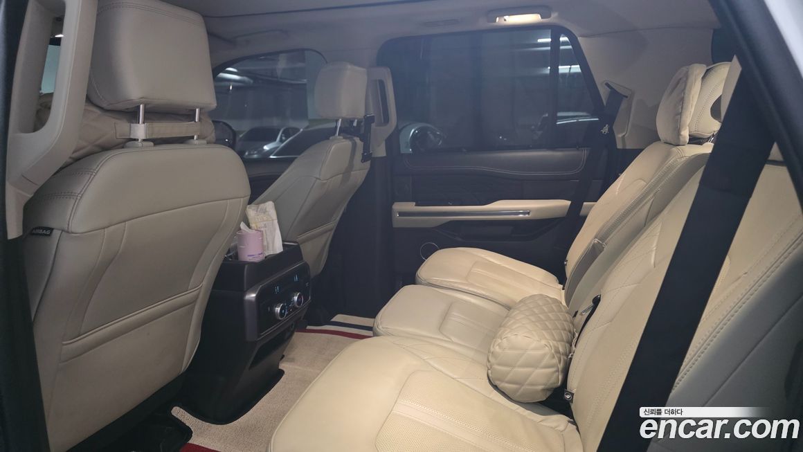 Ford Expedition 2021