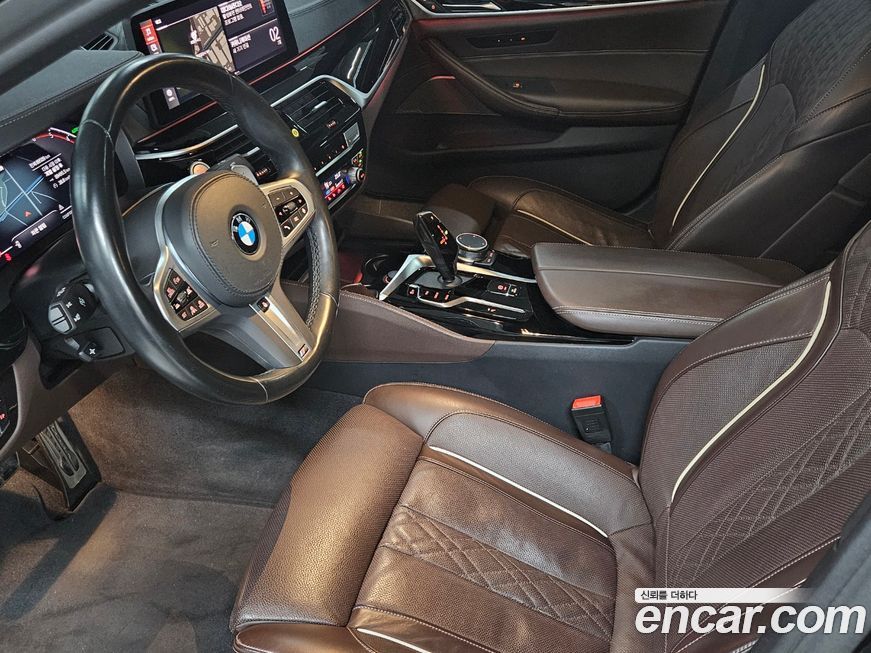 BMW 5-Series 2022