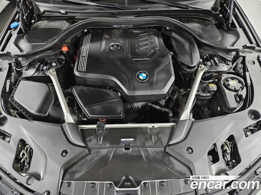 BMW 5-Series 2022