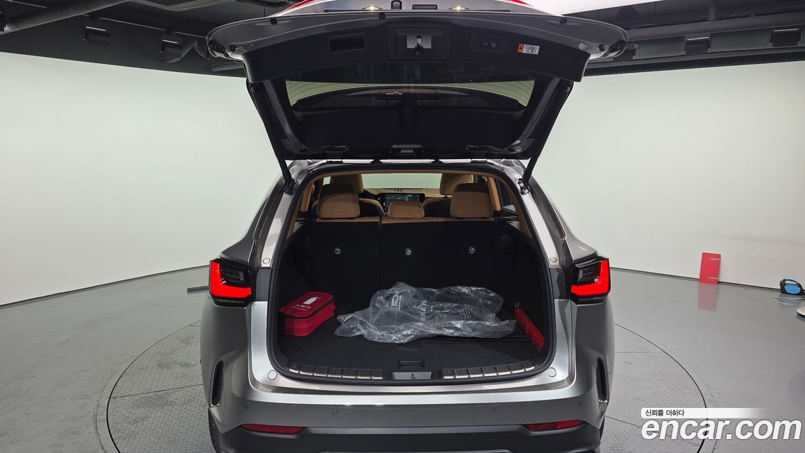 Lexus NX 2025