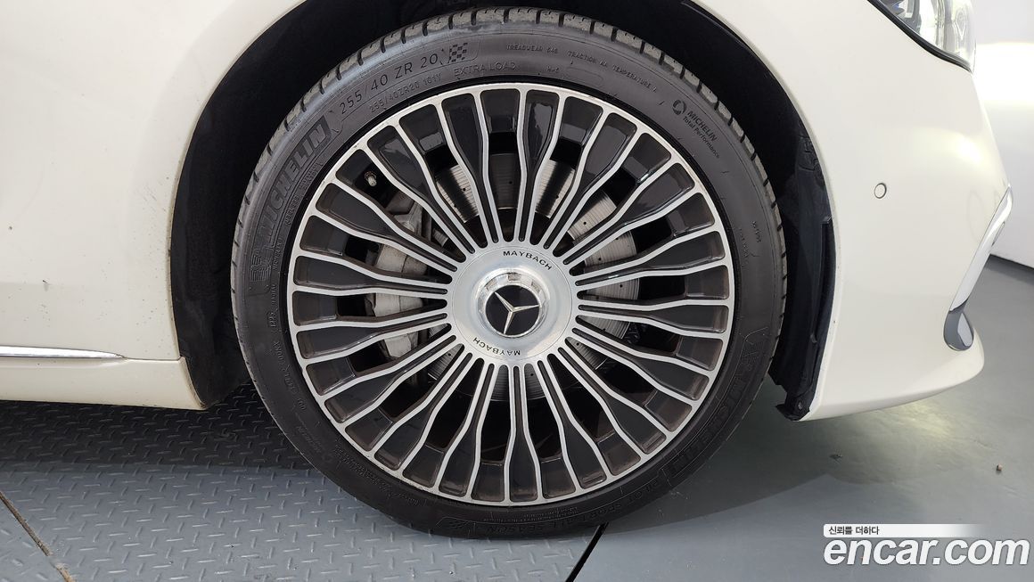 Mercedes-Benz S-Class 2022