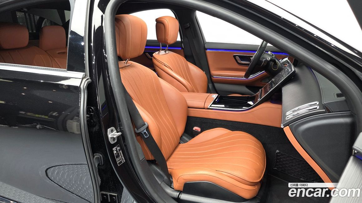 Mercedes-Benz S-Class 2023