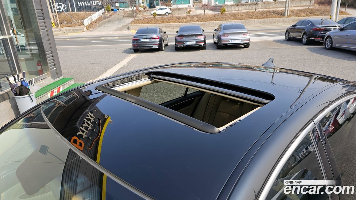 Hyundai Genesis 2014