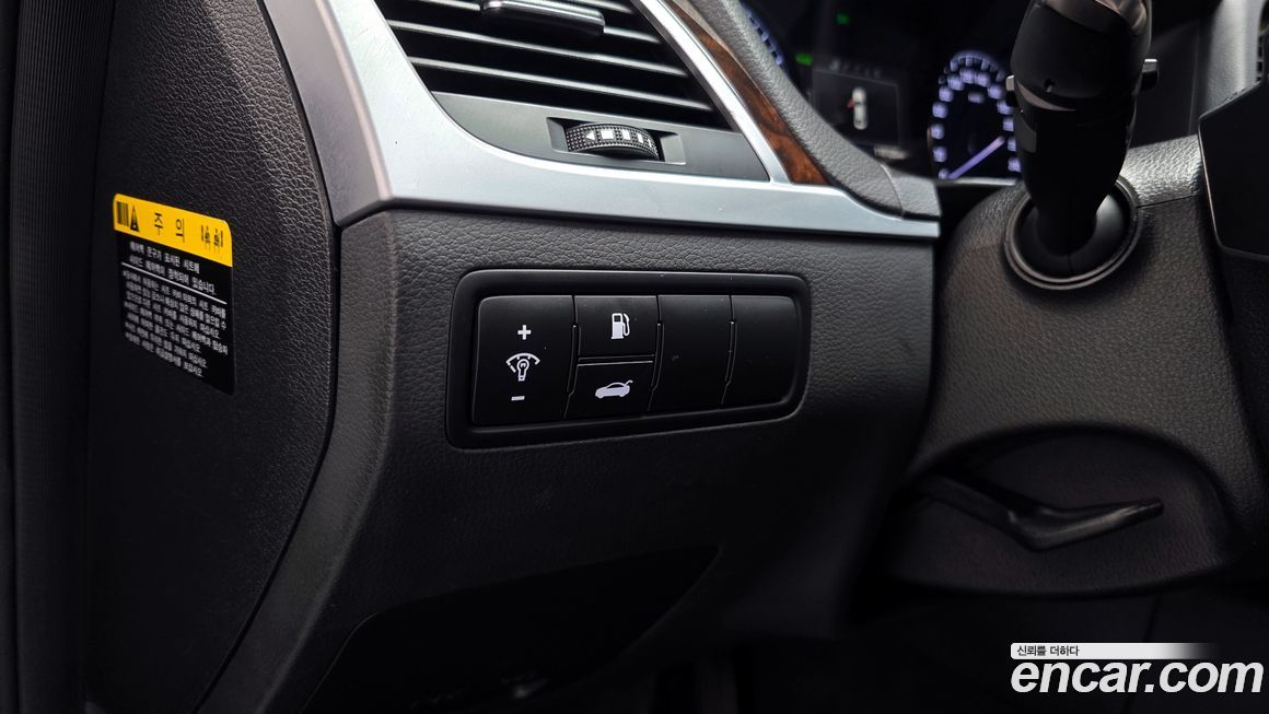 Hyundai Genesis 2014