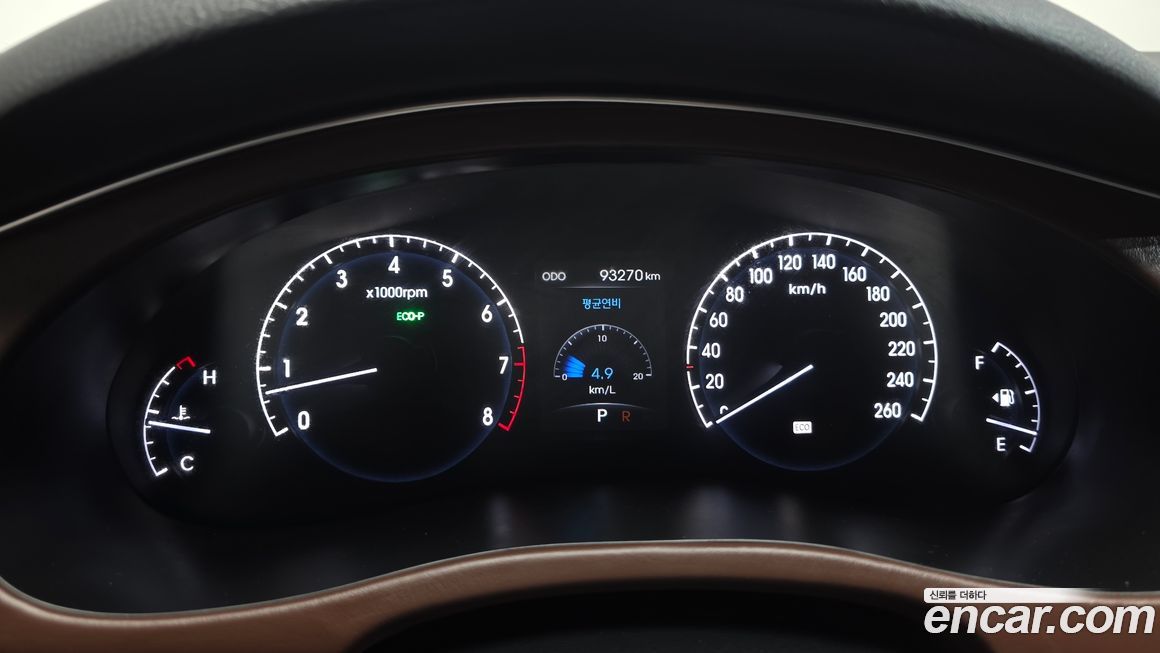 Hyundai Genesis 2012