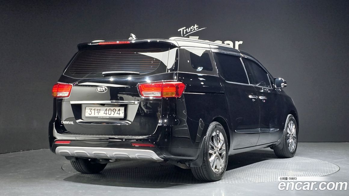 Kia Canival 2018