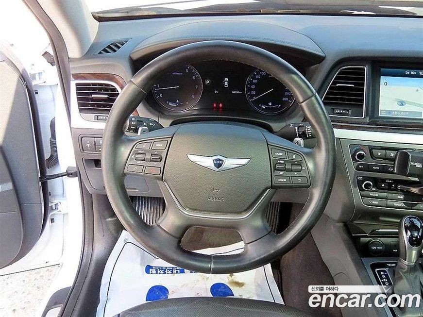 Hyundai Genesis 2016