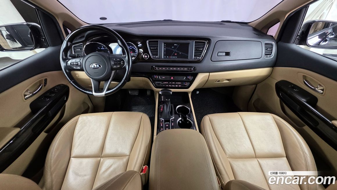 Kia Canival 2019