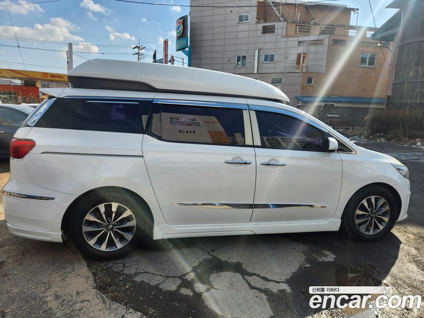 Kia Canival 2018