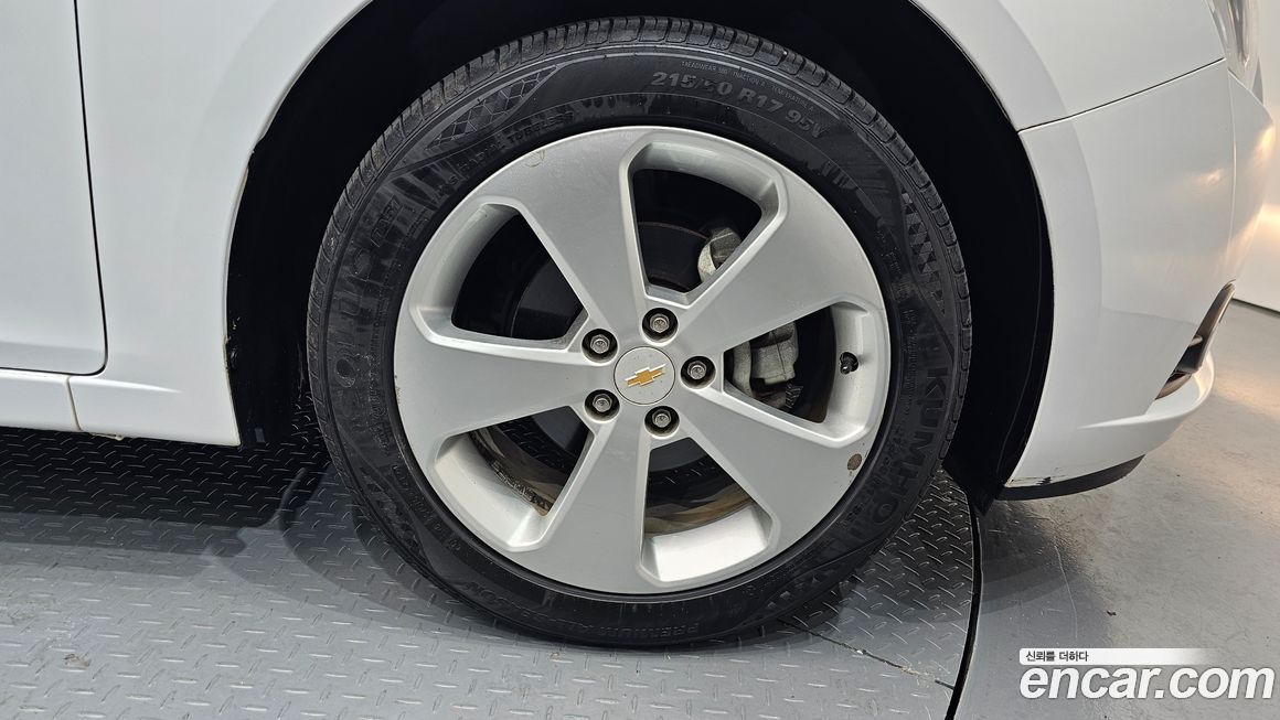 ChevroletGMDaewoo Cruze 2012