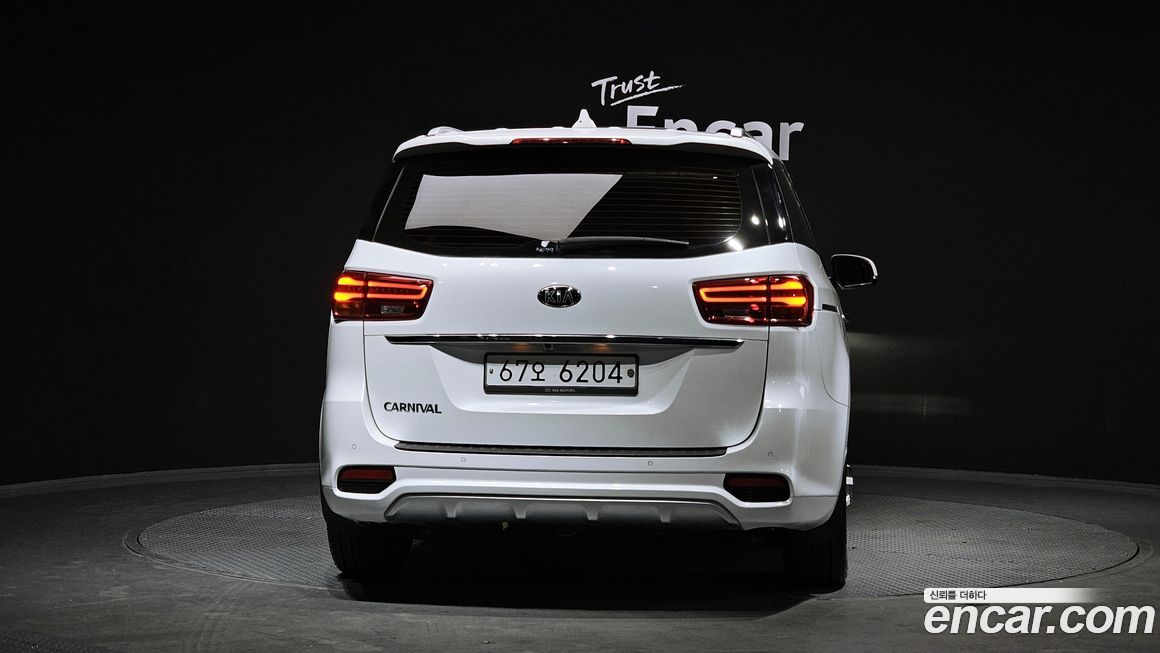Kia Canival 2019