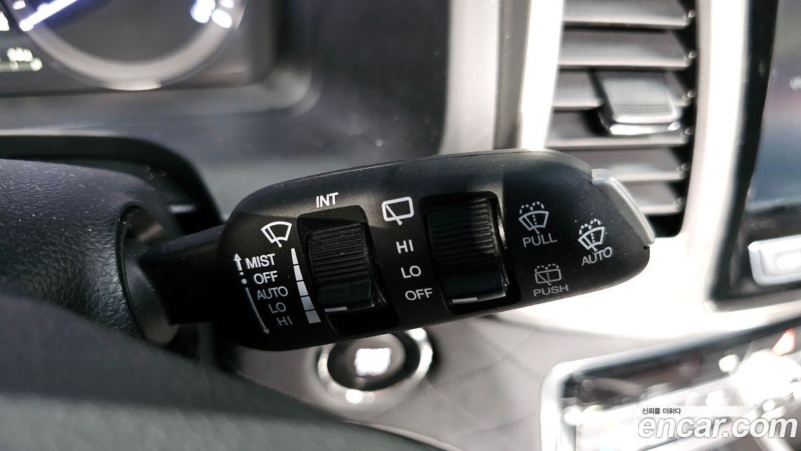 KG_Mobility_Ssangyong Rexton 2018