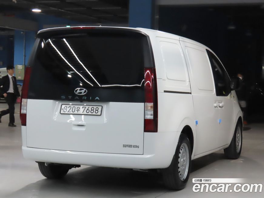 Hyundai Staria 2022