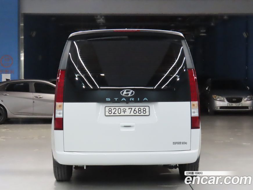 Hyundai Staria 2022