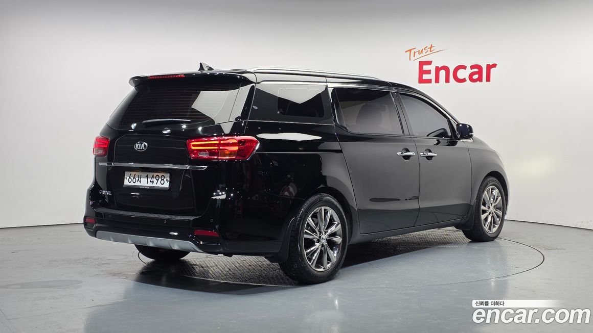 Kia Canival 2019