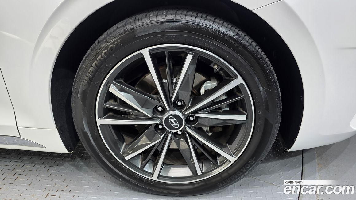 Hyundai Grandeur 2021