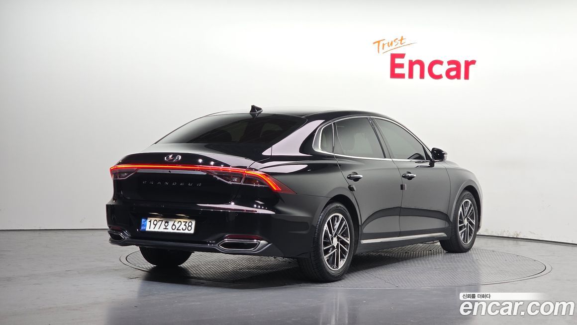 Hyundai Grandeur 2022