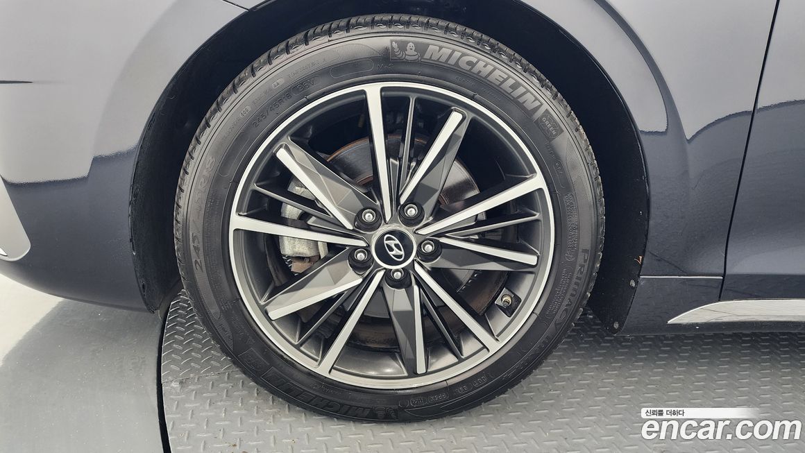 Hyundai Grandeur 2021