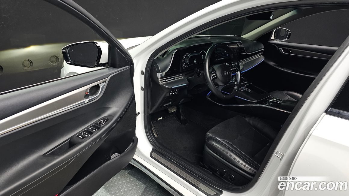 Hyundai Grandeur 2020