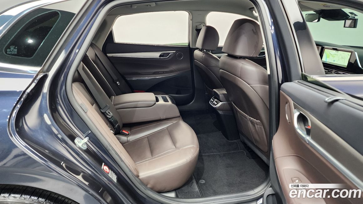 Hyundai Grandeur 2021