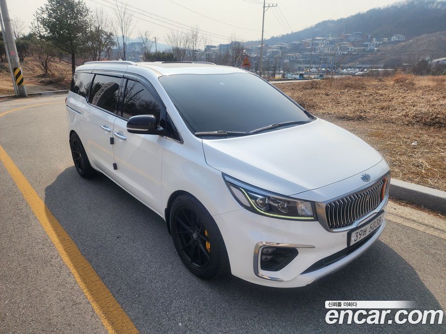 Kia Canival 2019