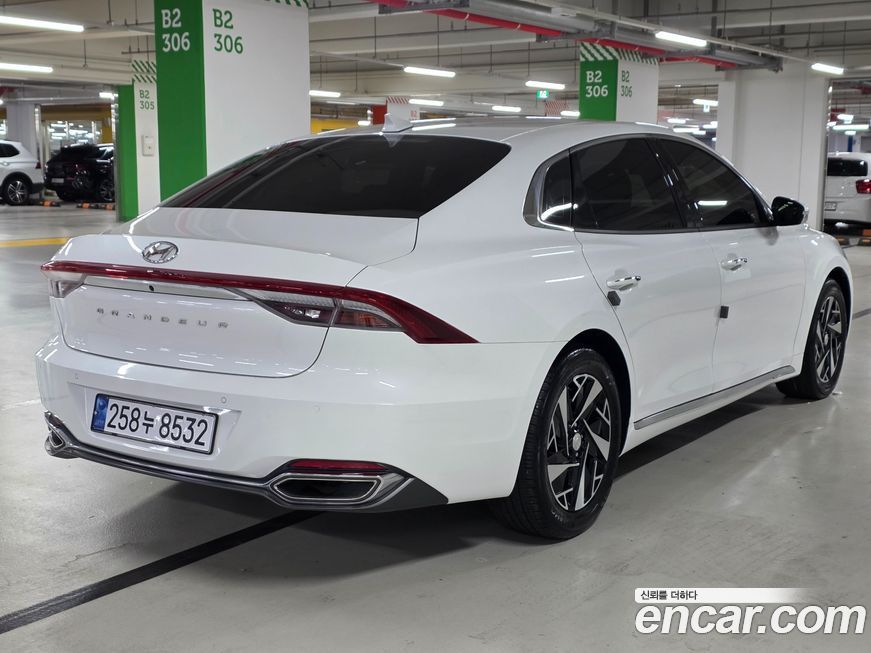 Hyundai Grandeur 2021