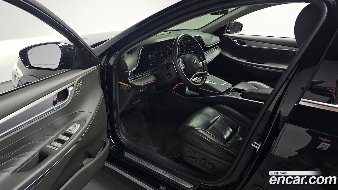 Hyundai Grandeur 2020