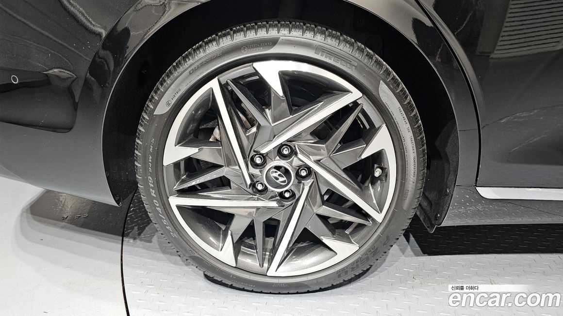 Hyundai Grandeur 2021