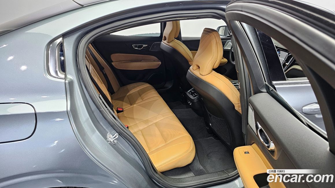 Volvo S60 2020