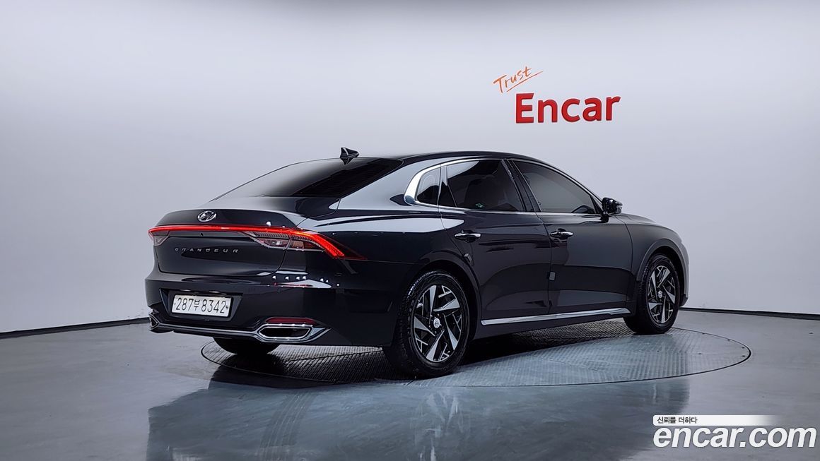 Hyundai Grandeur 2021