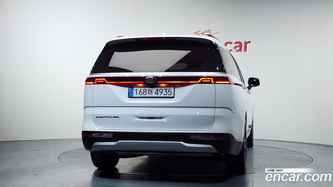 Kia Canival 2021